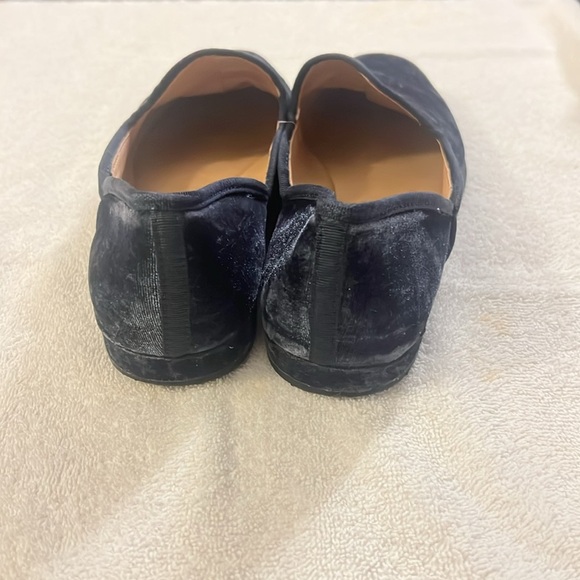 Chelsea & Violet velvet shoe - Picture 2 of 4